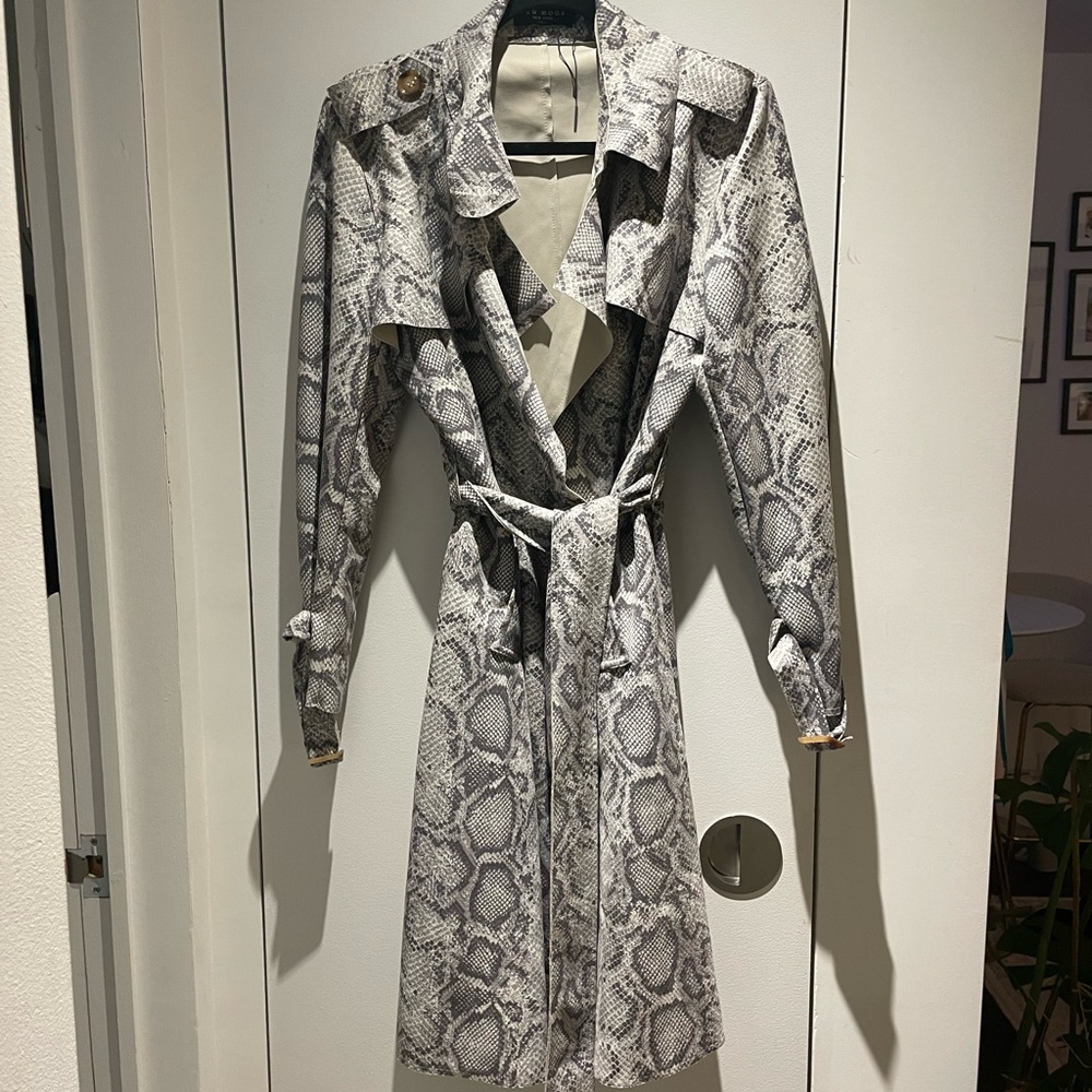Few Moda snakeskin print trench coat large